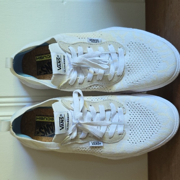 Vans Shoes - Vans Ultrarange VR3 White Tennis Shoe Womens 9.5